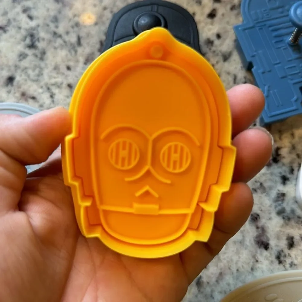 Williams Sonoma Star Wars Cookie Cut Outs
